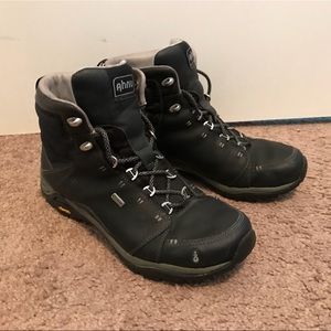 Ahnu Hiking boot— Montara